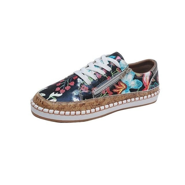 Schnürschuhe aus Canvas mit floralem Muster